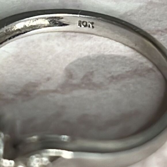 10k White Gold 9mm Grey Tahitian Pearl and Diamond Ring - Picture 14 of 15